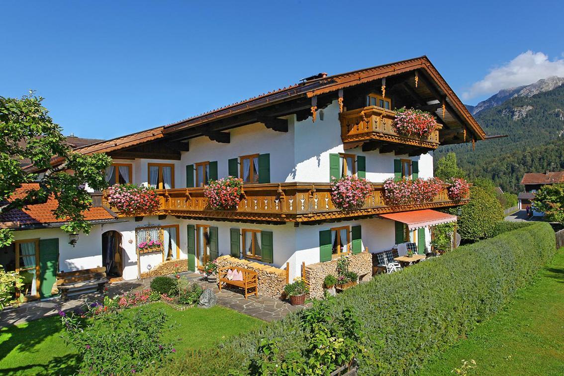 Ferienwohnungen Arnspitz Krün Esterno foto